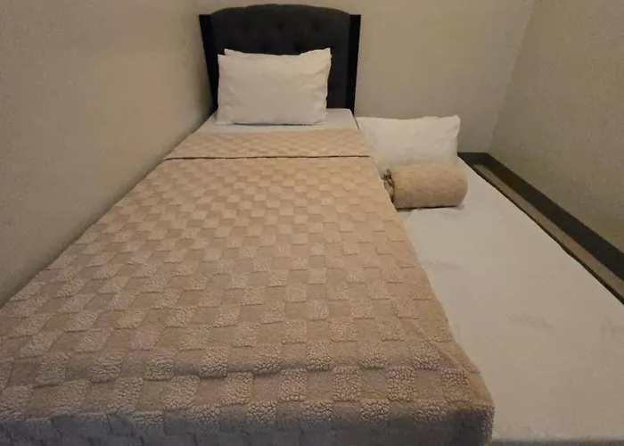 Urban Oasis 2br With Multiple Pools At Smdc Charm Residences Manila